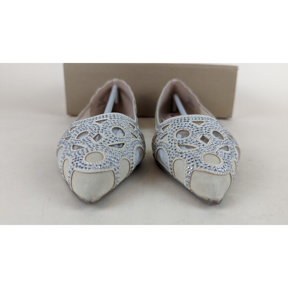 Journee Collection Batavia Flats Women 8.5 Nude Rhinestone Pointed Toe Shoes NWT - Picture 5 of 10